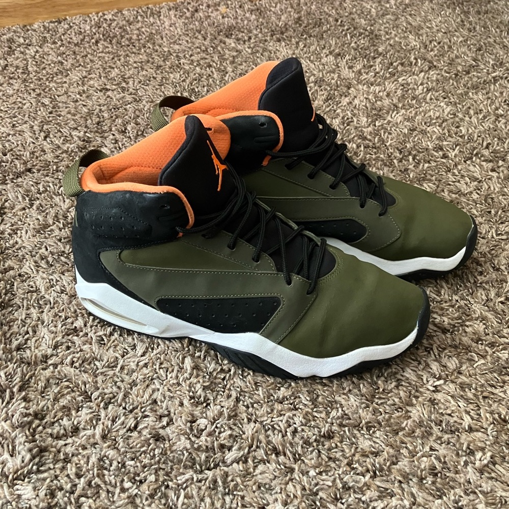 Nike Jordan air lift off “cone” 10.5 ar4430-300